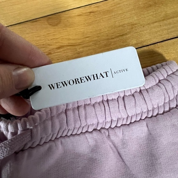 NWT WEWOREWHAT Revolve solid sweat short in solid lilac - Picture 5 of 8